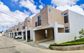CASAS NUEVAS EN ALTOS DE VILLAGE II — miniatura 13 de 14