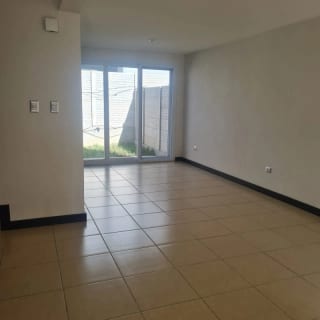Casa Nueva en alquiler — miniatura 4 de 13