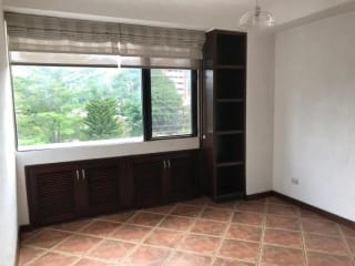 Amplio apartamento en alquiler Vista Hermosa I — miniatura 9 de 12